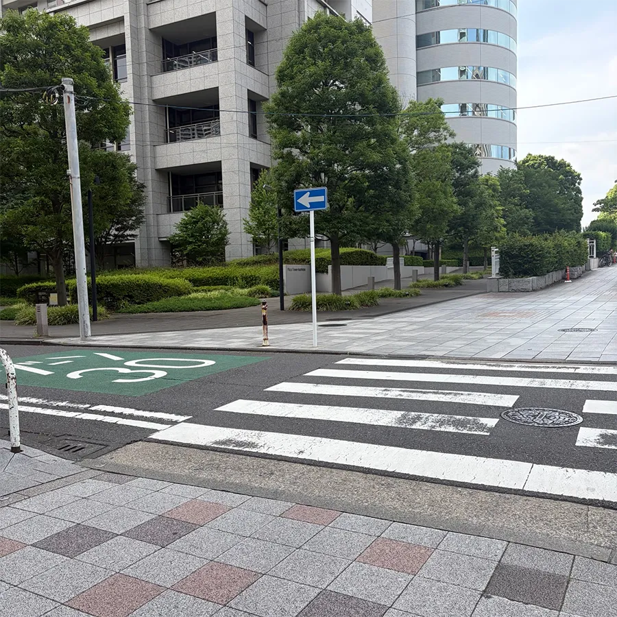 バス停留所から中央区セレモニーホールまでの歩き方2