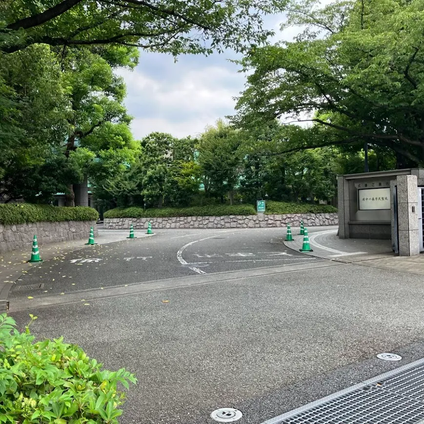 府中の森市民聖苑の駐車場への入り方4