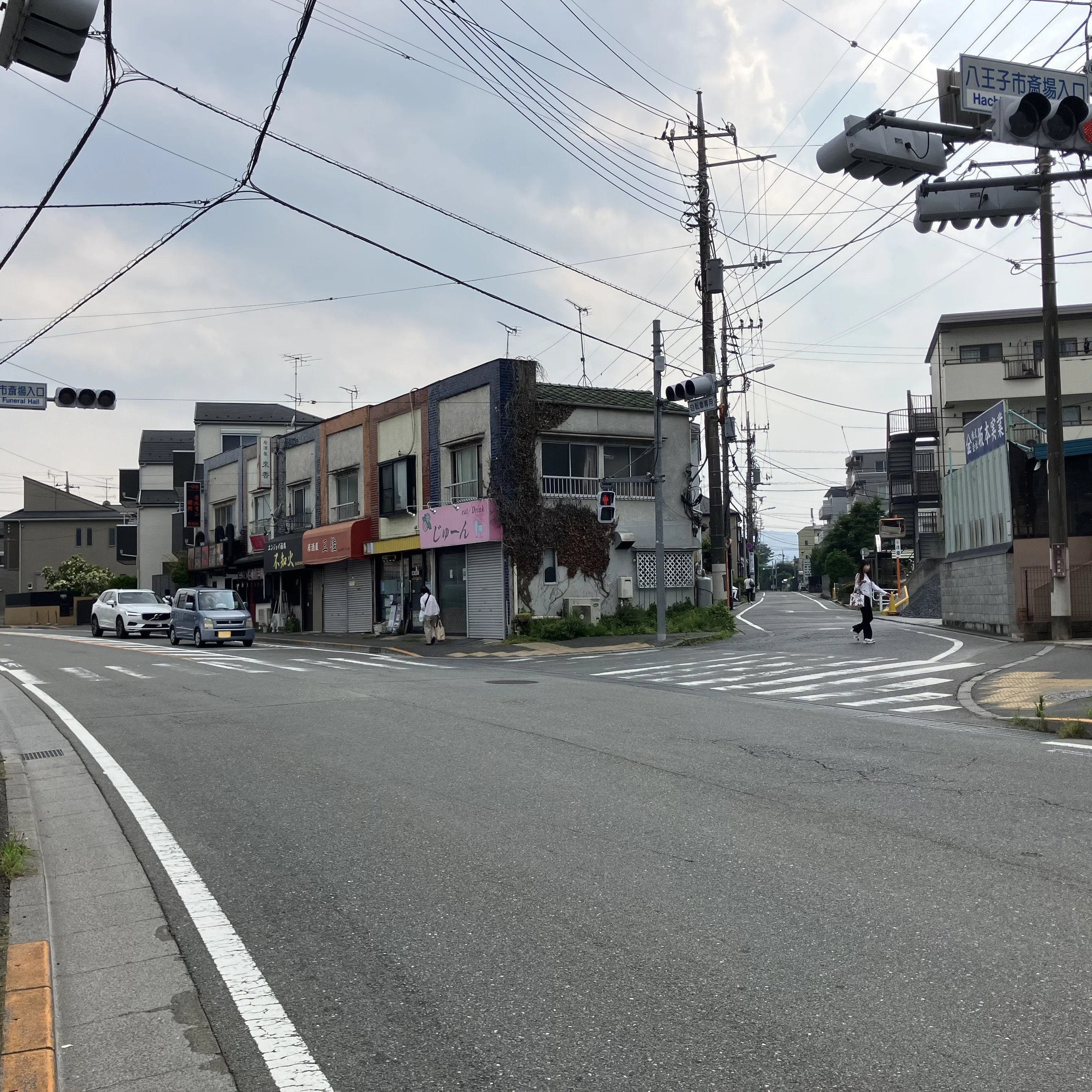 八王子市斎場の駐車場への入り方1