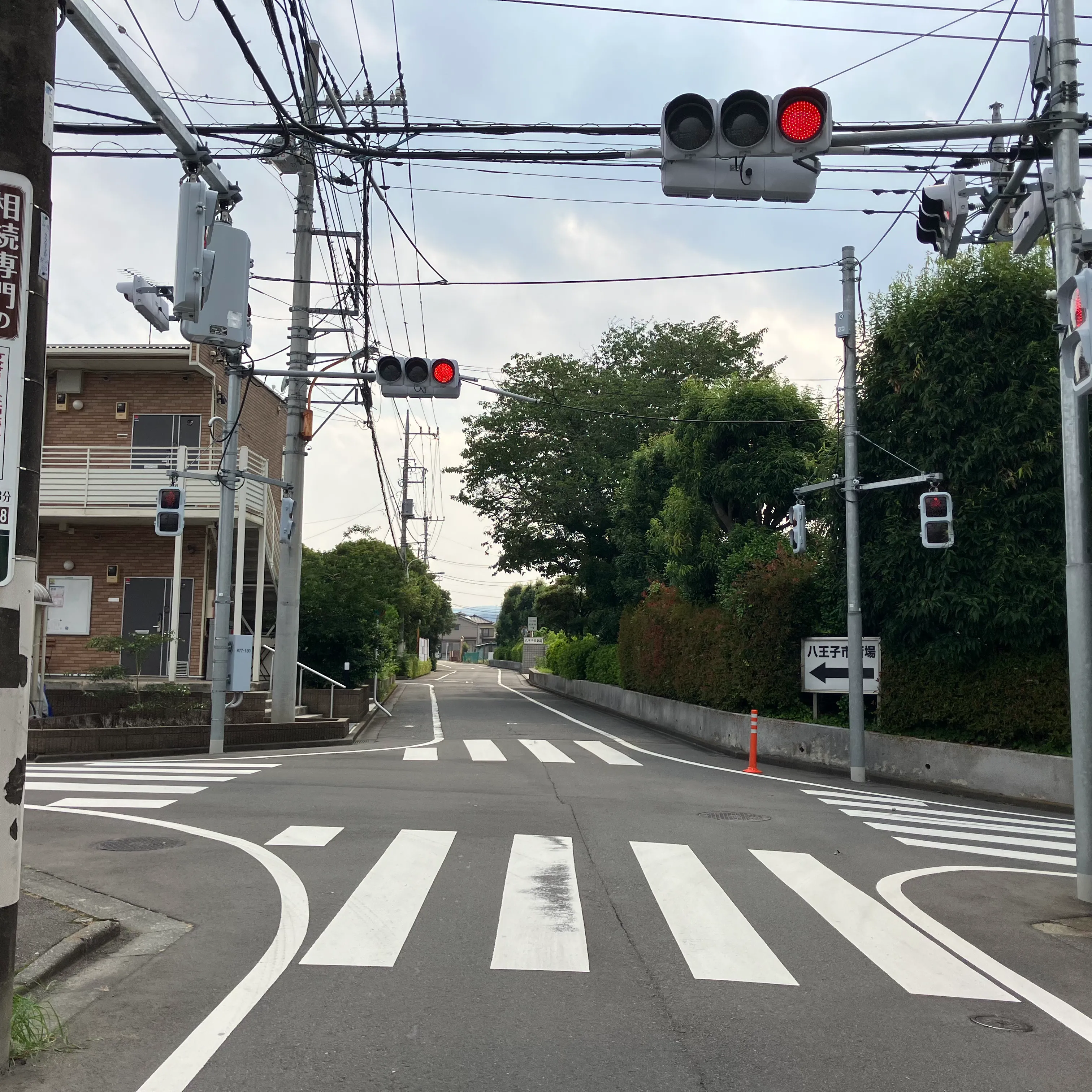 八王子市斎場の駐車場への入り方2