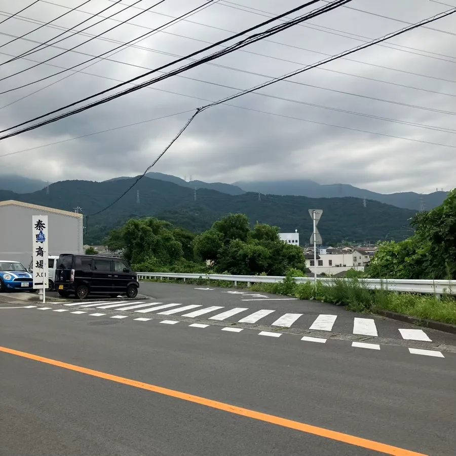 秦野斎場の駐車場への入り方3