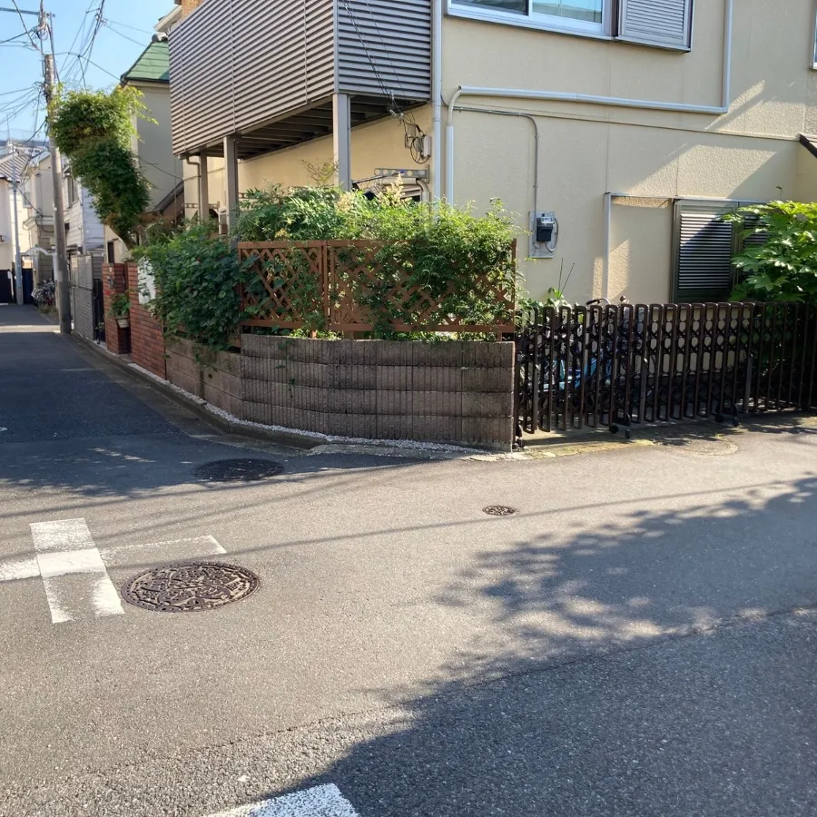 バス停留所から堀ノ内斎場までの歩き方3