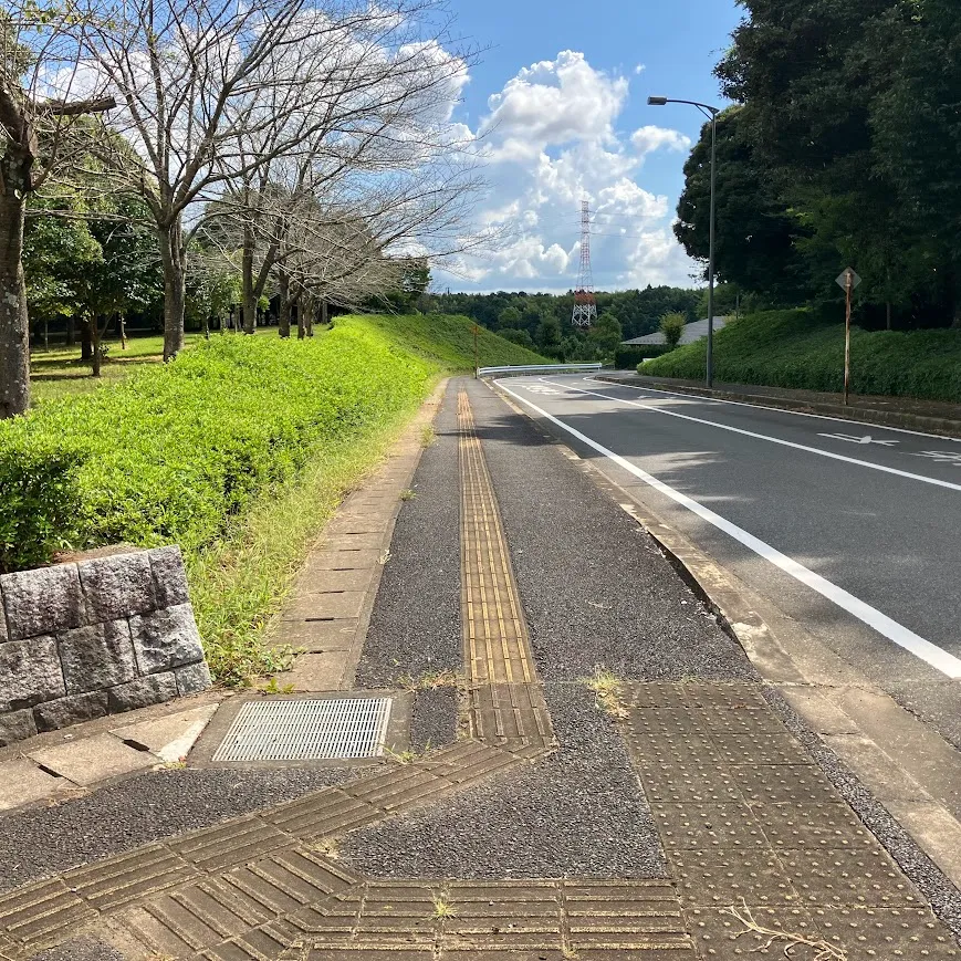 バス停留所から印西斎場までの歩き方3