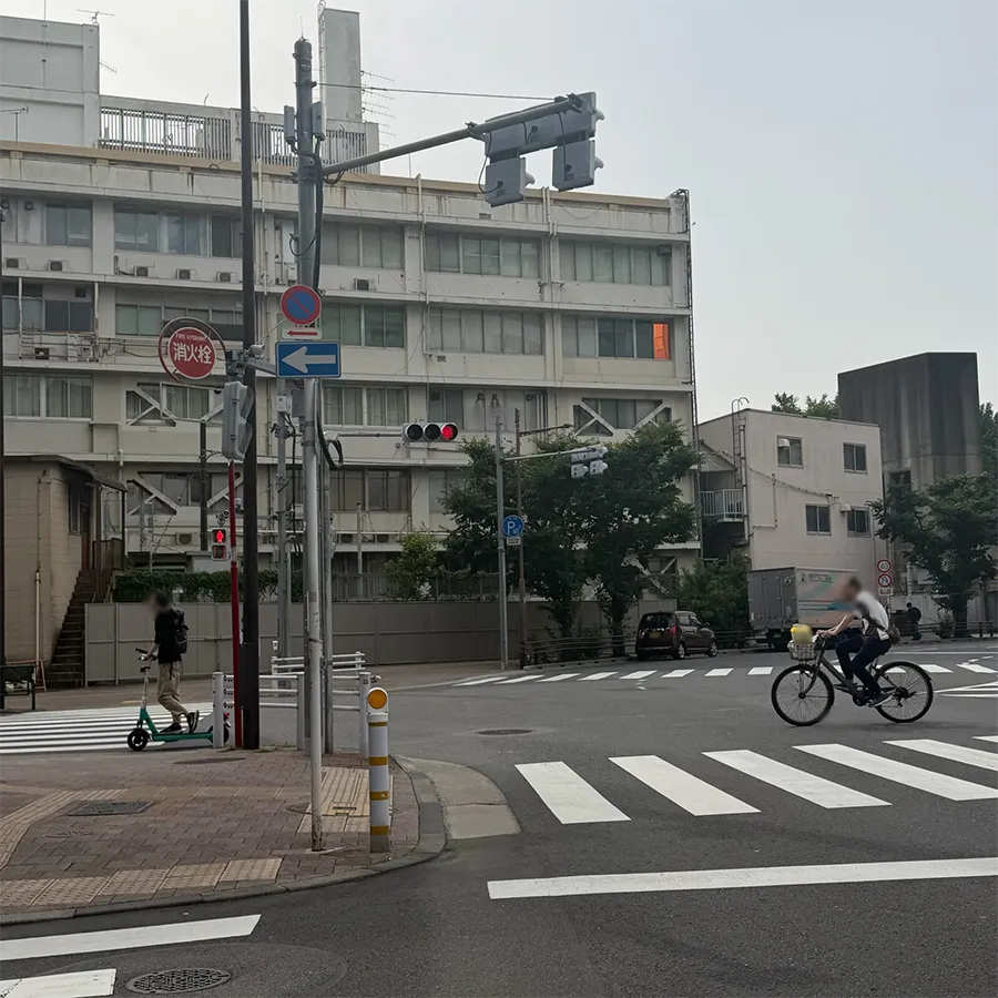 寛永寺 輪王殿の駐車場への入り方1