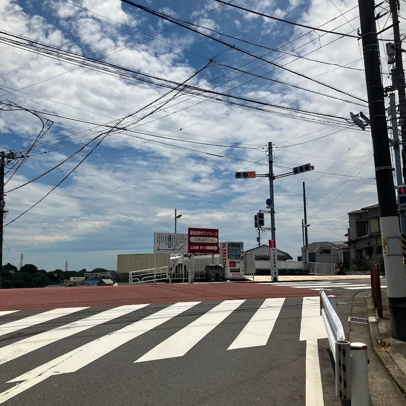 久保山斎場の駐車場への入り方3