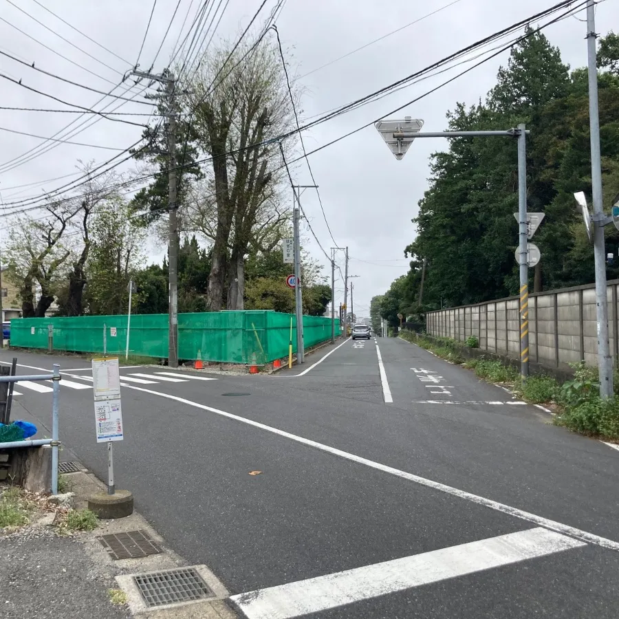 松戸市斎場の駐車場への入り方2