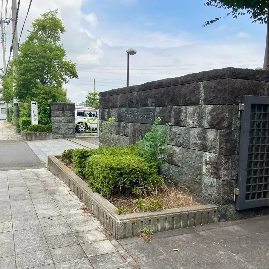 メモリアル彩雲の駐車場への入り方3