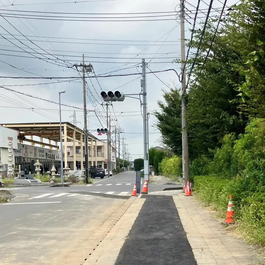 バス停留所からメモリアル彩雲までの歩き方3