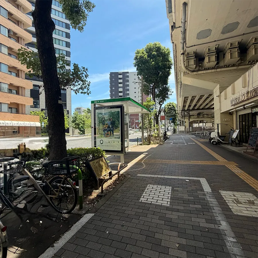 下車するバス停