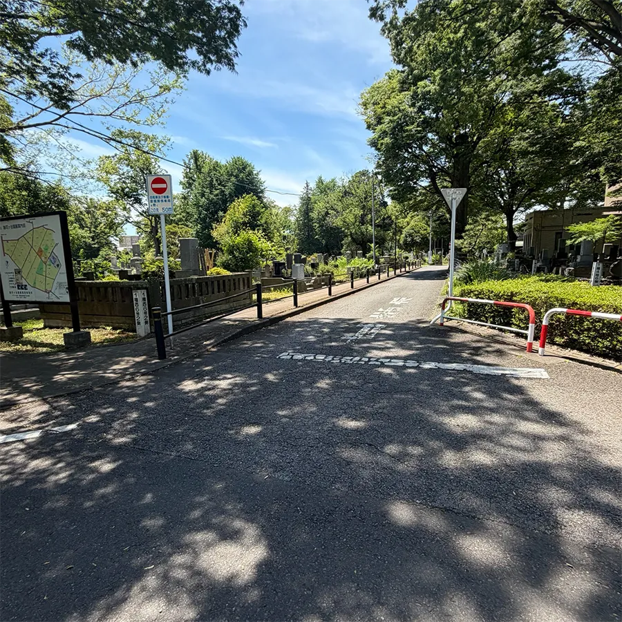南池袋斎場の駐車場への入り方3