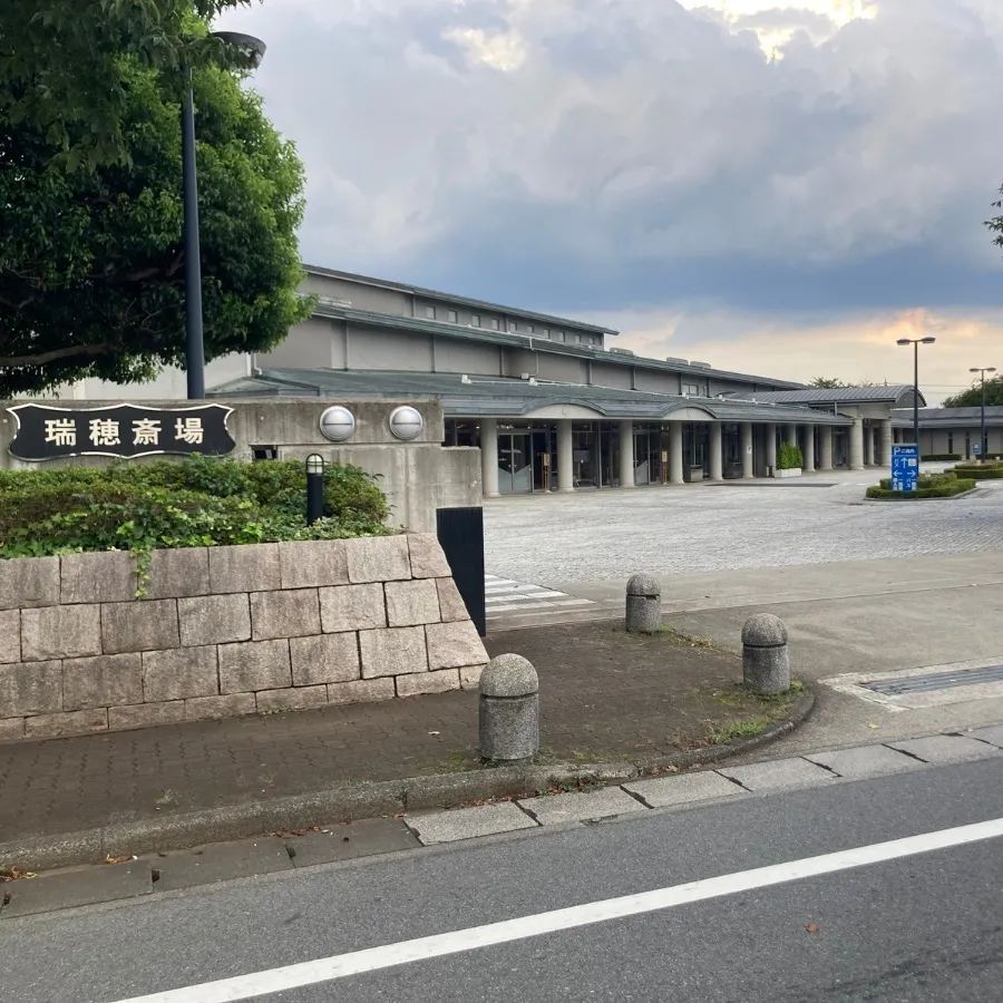 瑞穂斎場の駐車場への入り方6