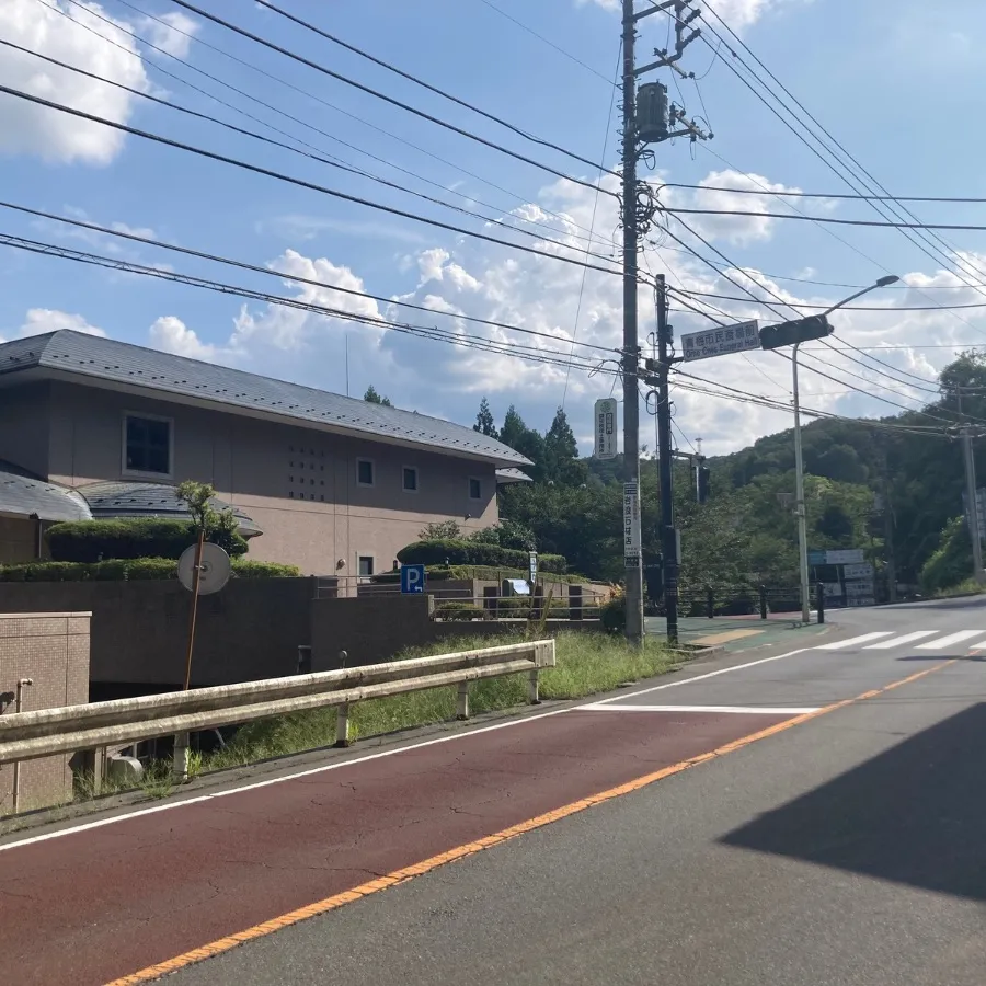 青梅市民斎場の駐車場への入り方3