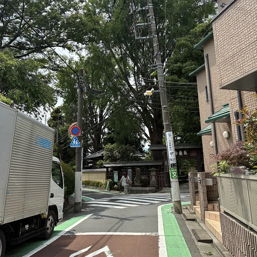 森巖寺開山堂の駐車場への入り方5