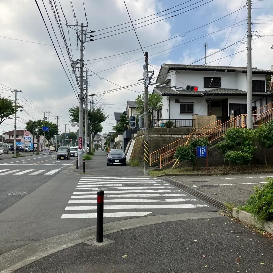 バス停留所から戸塚斎場までの歩き方2