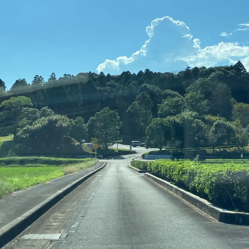 山桑メモリアルホールの駐車場への入り方4