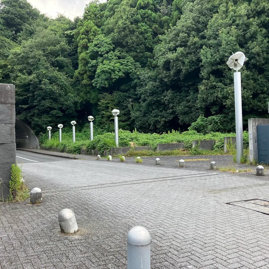 横浜市北部斎場の駐車場への入り方4