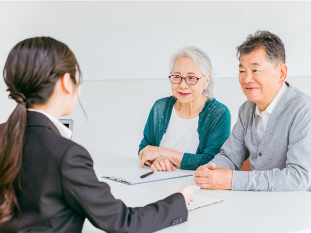 相続放棄の流れに疑問があるときは専門家に相談を